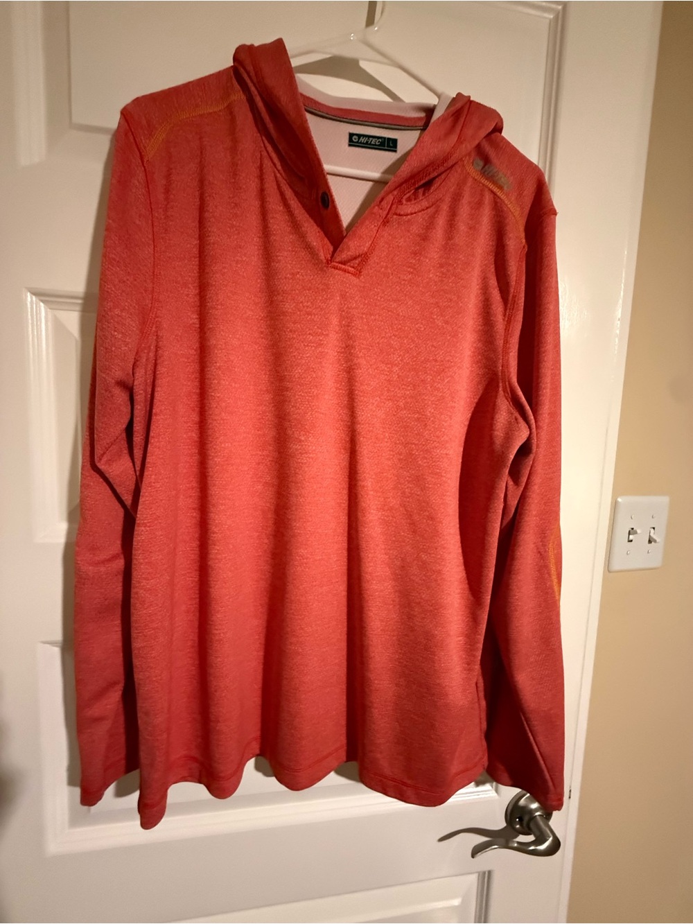 Hi-Tec Men's V-Neck Hooded Sweater in Coral
